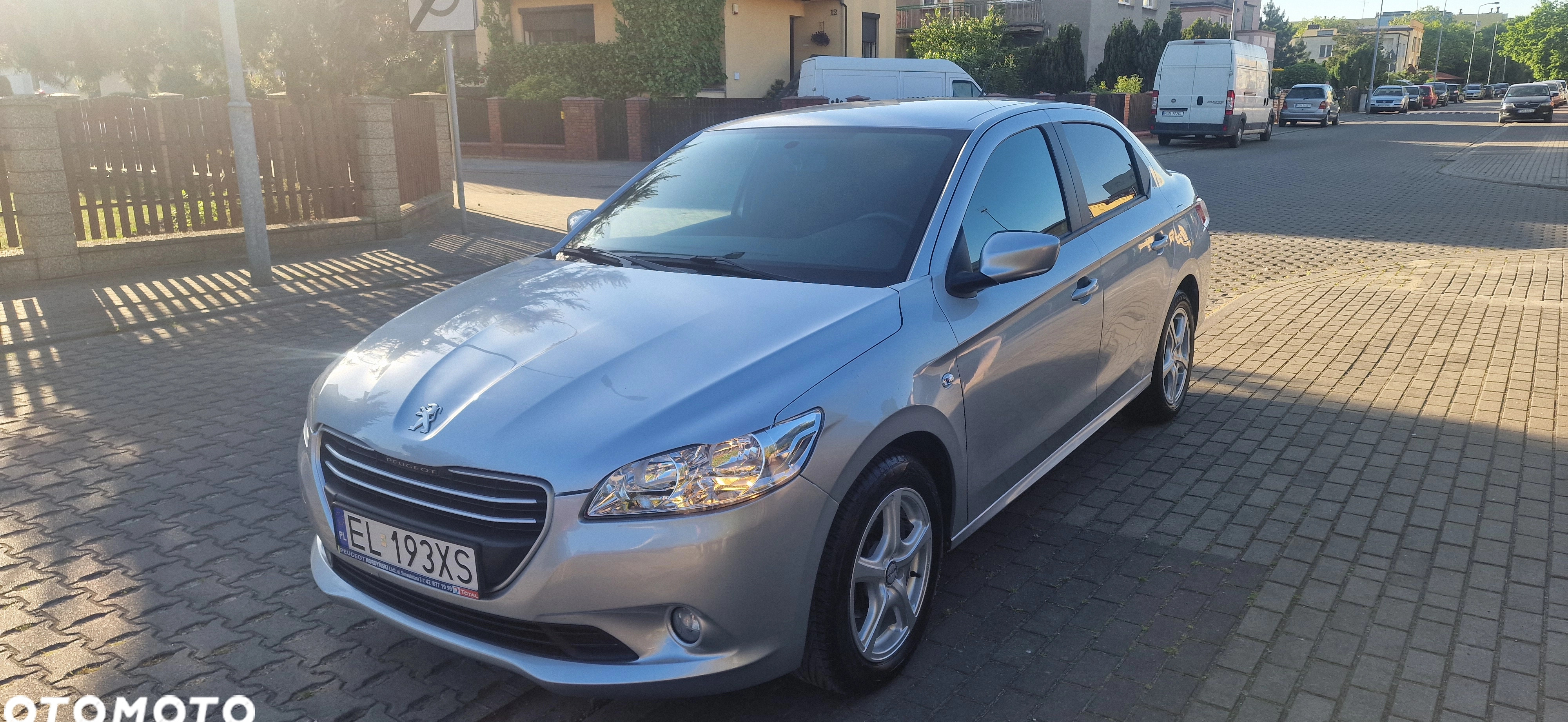 Peugeot 301 cena 23500 przebieg: 52500, rok produkcji 2013 z Gniezno małe 106